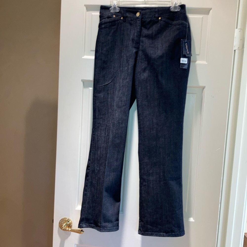Petite NWT jeans, dark rinse. Jones New York.